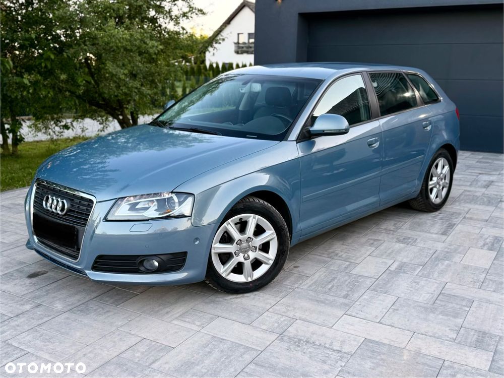 Audi A3 Sportback 1.8 TFSI Ambiente - 12