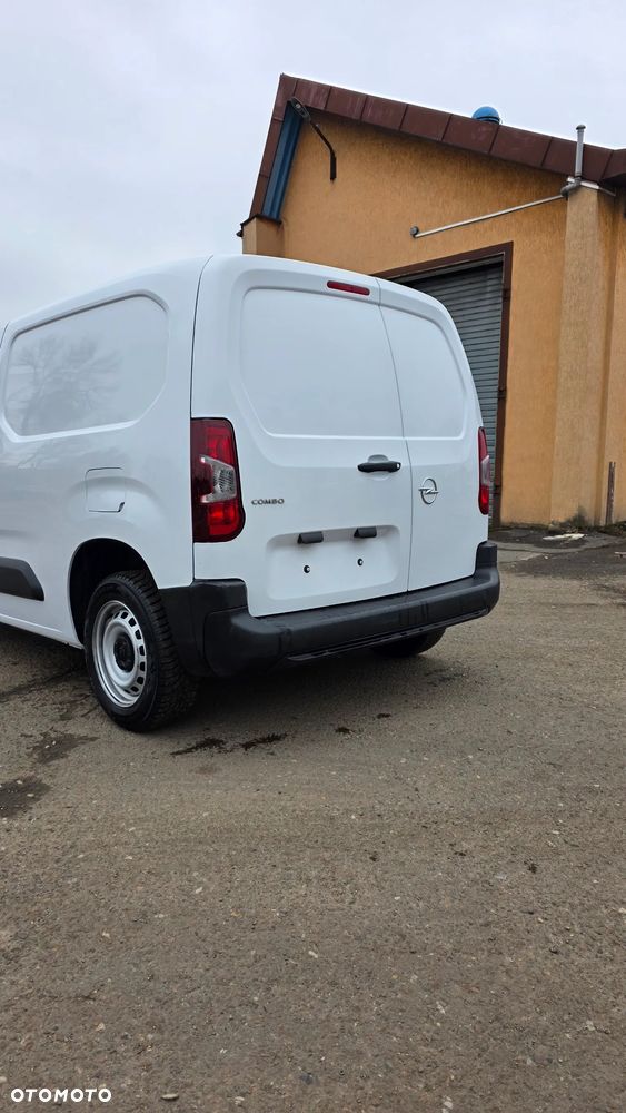 Opel Combo - 25