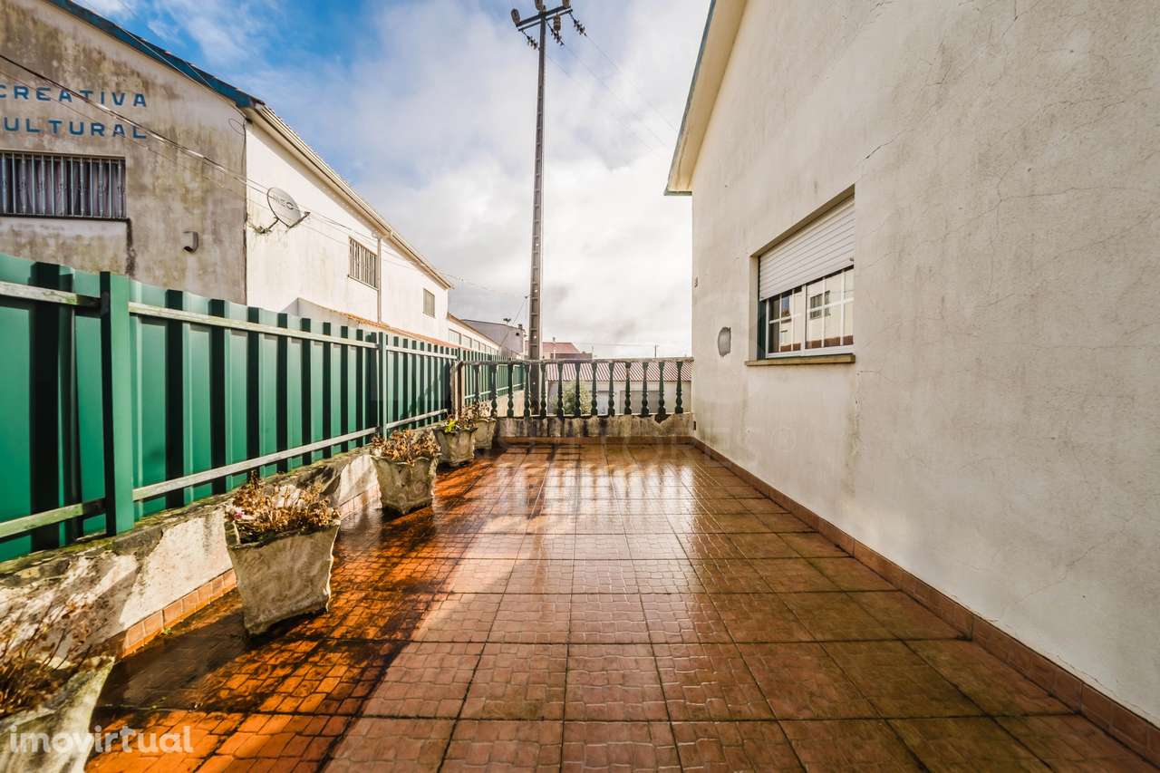 Moradia T3 com sótão e garagem - Grande imagem: 5/36