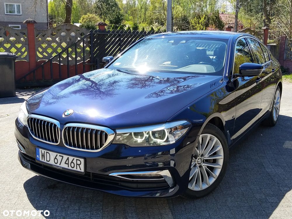BMW Seria 5 530i GPF xDrive Luxury Line sport - 7