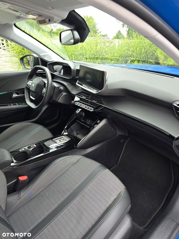 Peugeot 208 Allure - 12