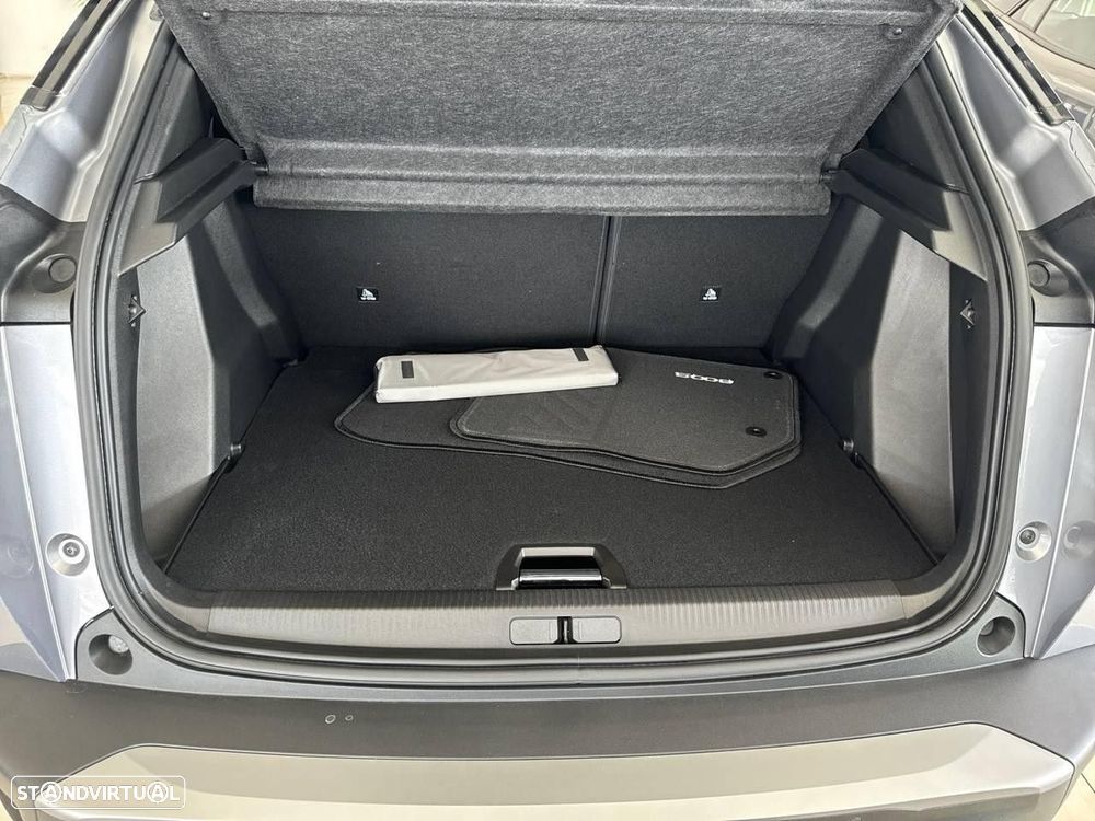 Peugeot 2008 1.2 PureTech Allure - 6
