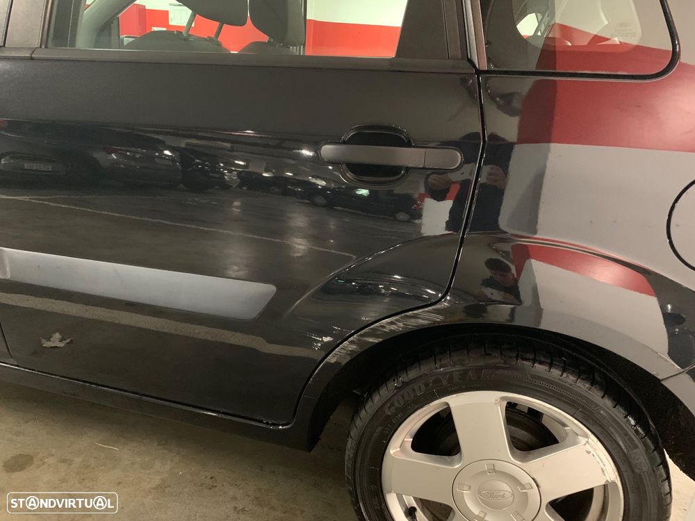 Ford Fiesta 1.25 Trend - 5