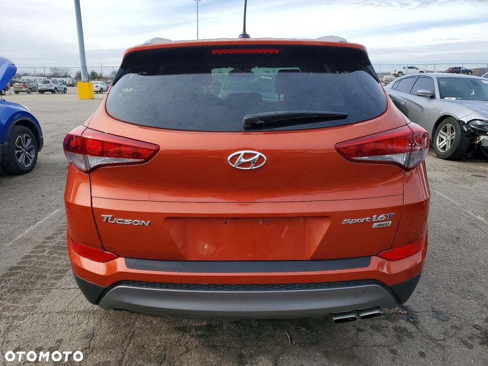 Hyundai Tucson 1.6 GDi 4WD DCT Premium - 6