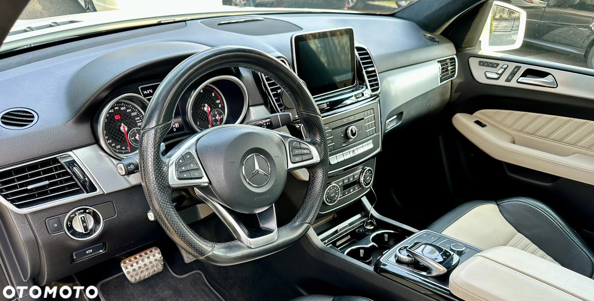 Mercedes-Benz GLE 350 d 4-Matic - 11