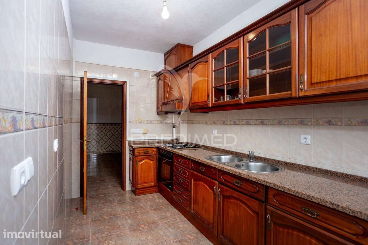 Apartamento T2 no Centro da Cruz de Pau - Grande imagem: 2/21