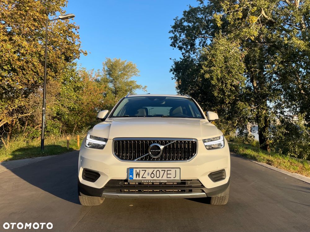 Volvo XC 40 D4 AWD Momentum Pro - 2