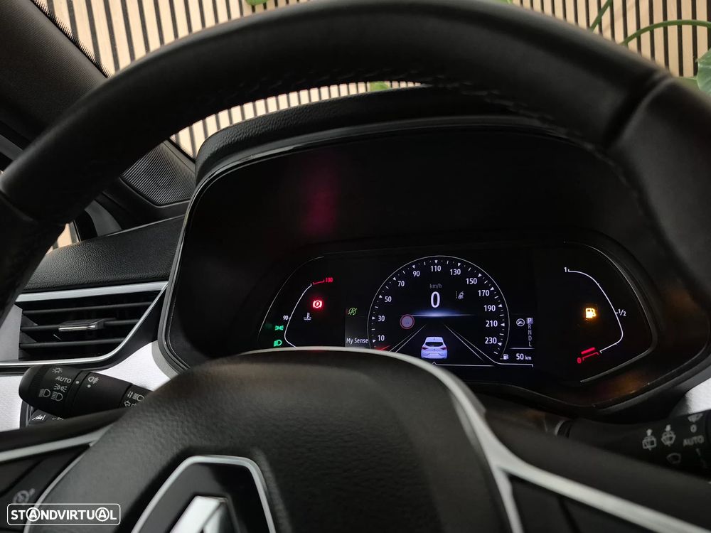 Renault Clio TCe 90 CVT TECHNO - 24