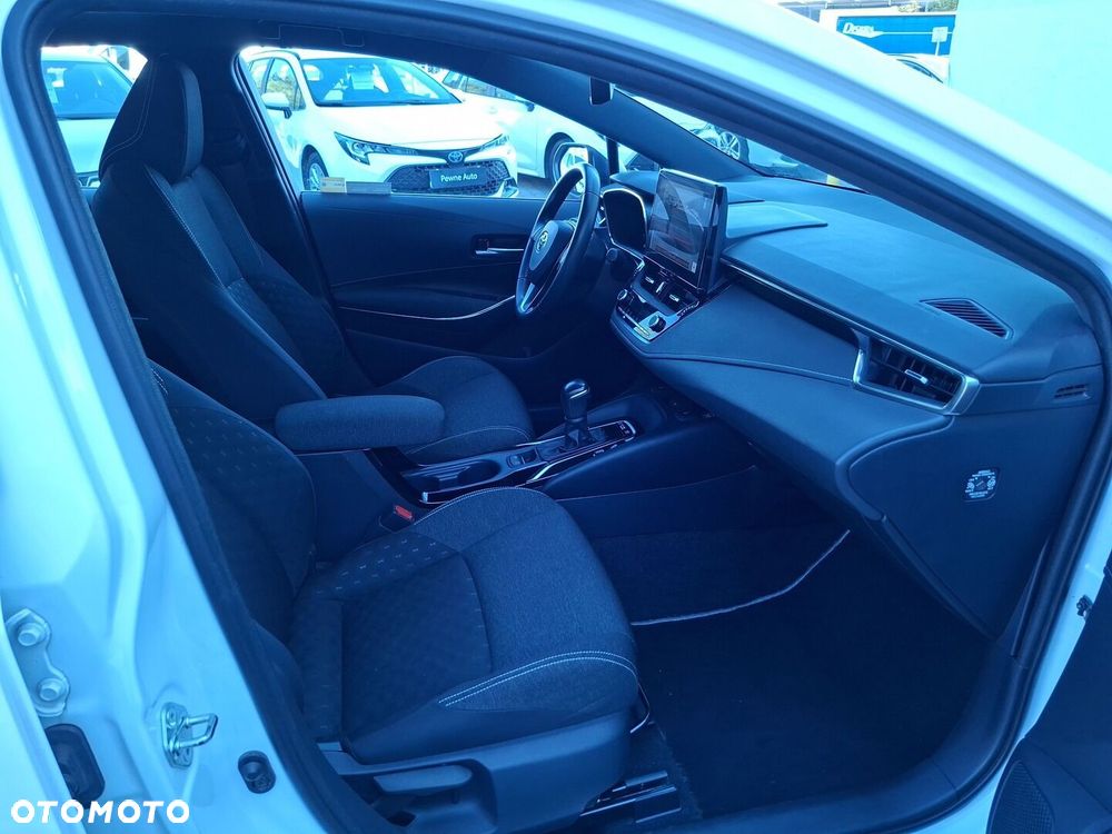 Toyota Corolla - 11