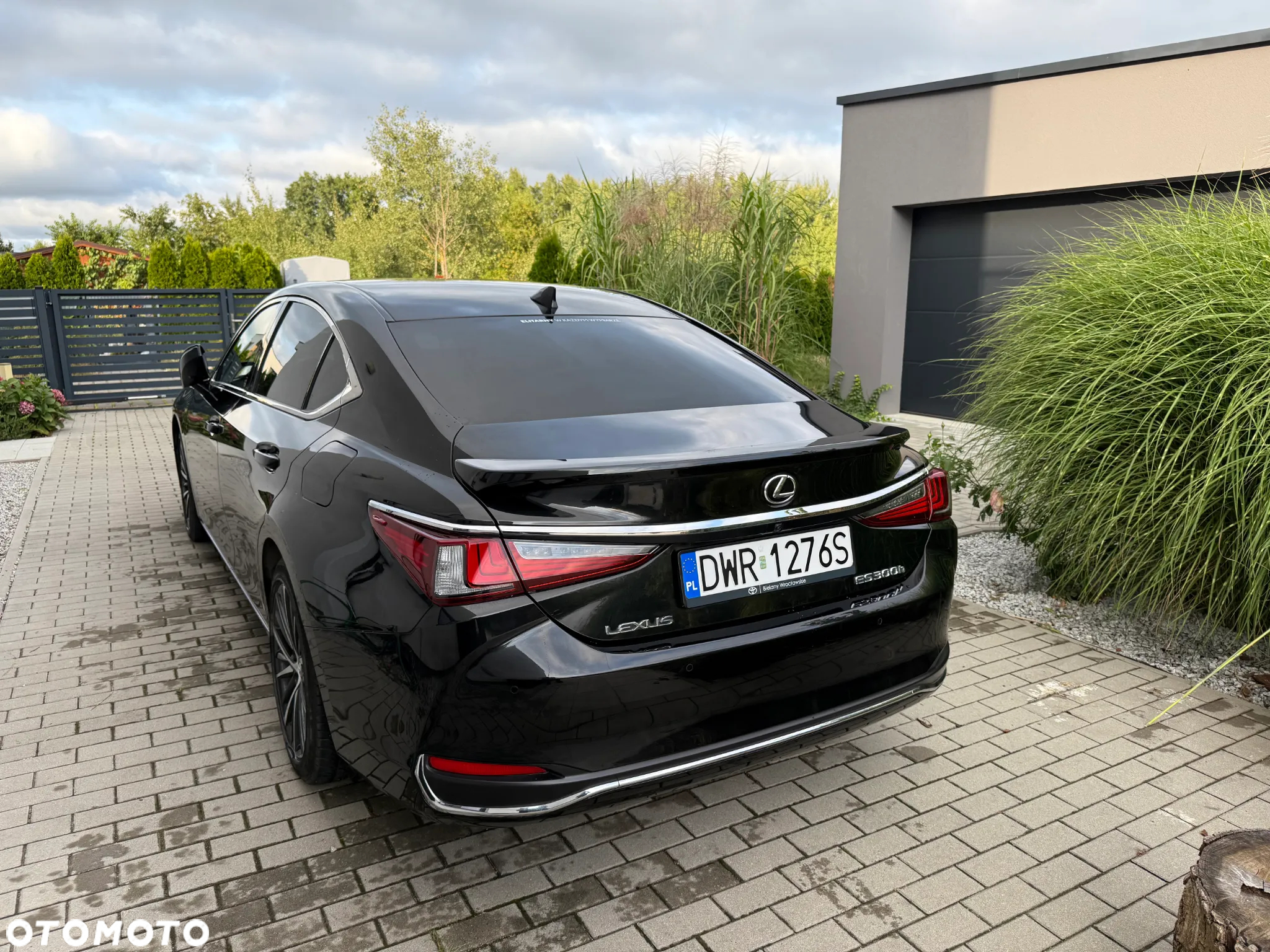 Lexus ES 300h Prestige - 9