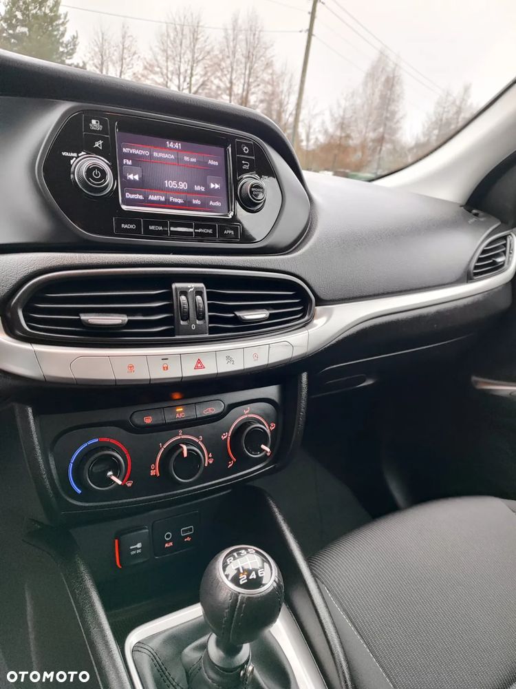 Fiat Tipo 1.4 T-Jet Easy - 16