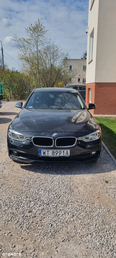 BMW Seria 3 320d Luxury Line Purity sport - 4