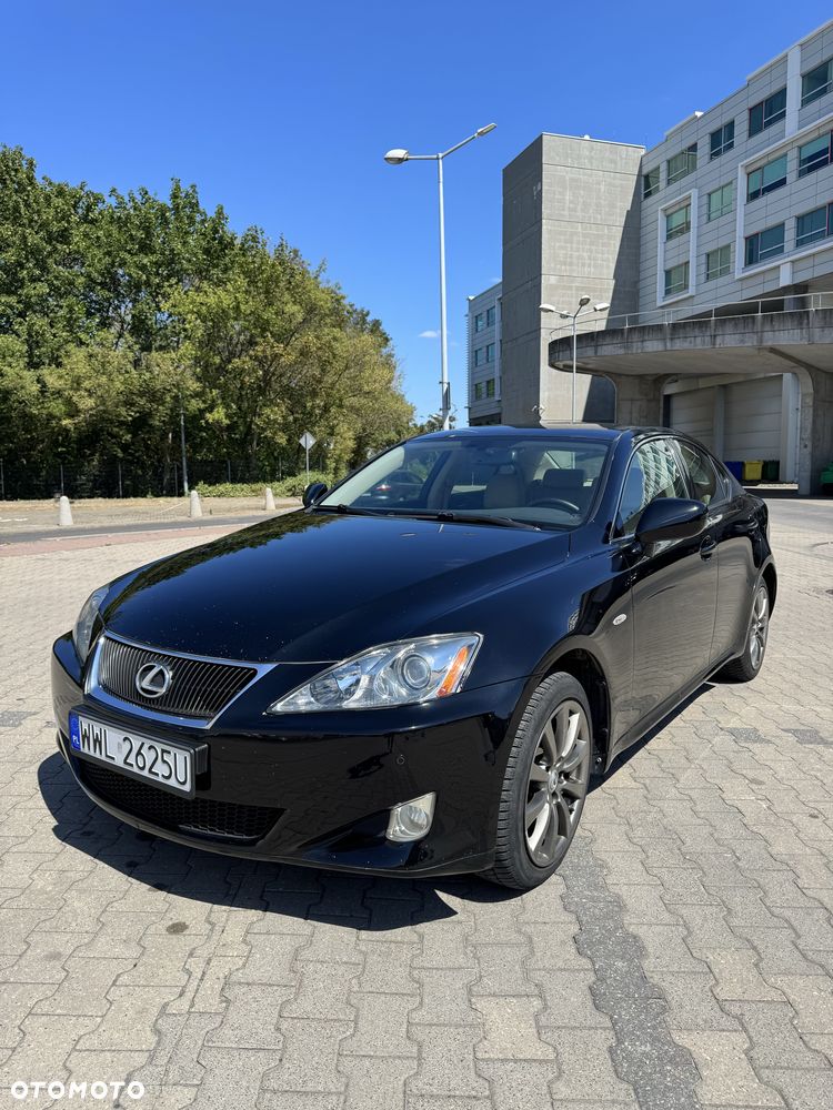 Lexus IS - 2