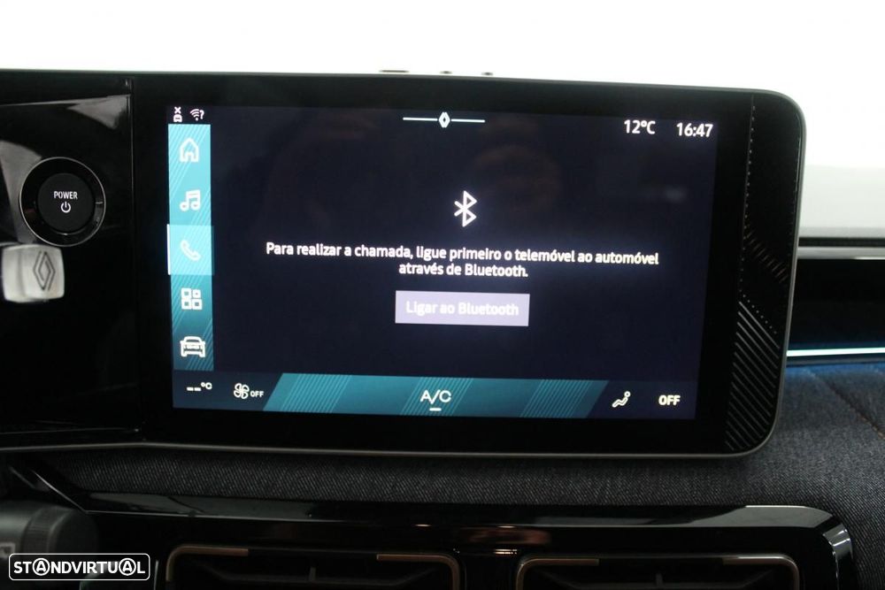 Renault 4 E-Tech 52 kWh Techno Autonomia Conforto - 25