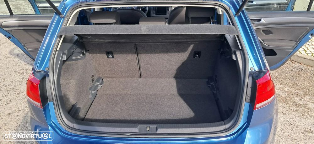 VW Golf 1.6 TDI BlueMotion Comfortline - 29