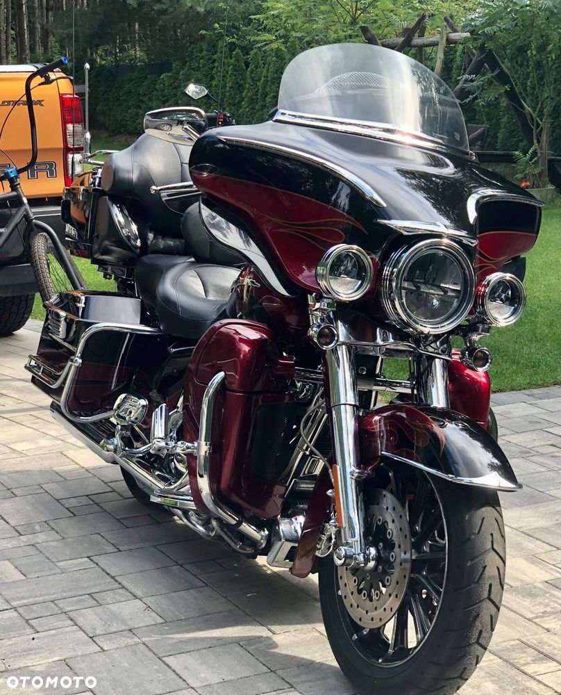 Harley-Davidson FLHTCU Ultra - 2