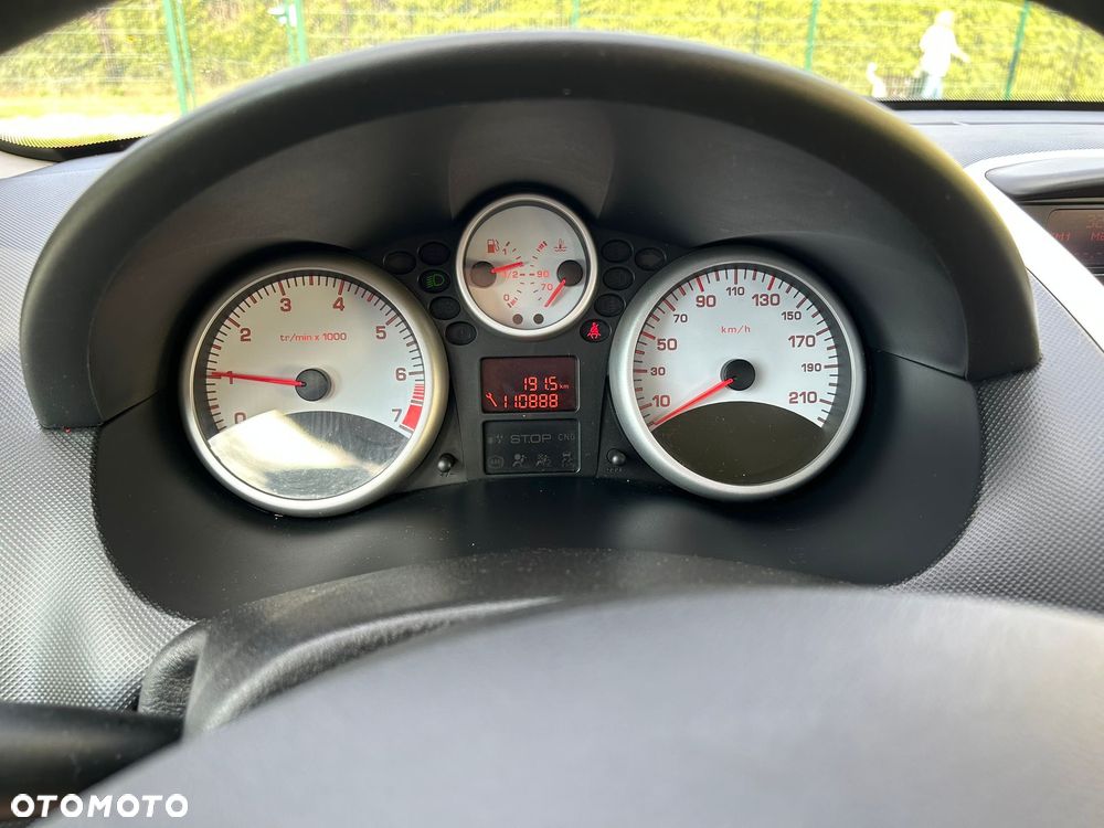 Peugeot 206 plus 75 - 7