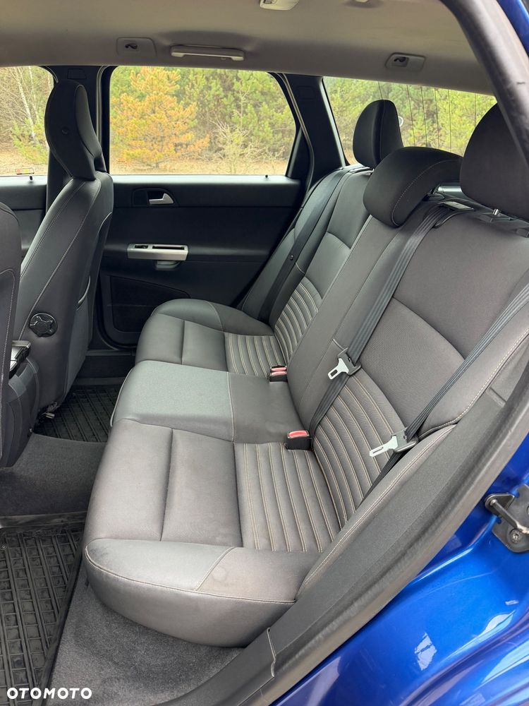 Volvo V50 2.0D Kinetic - 8