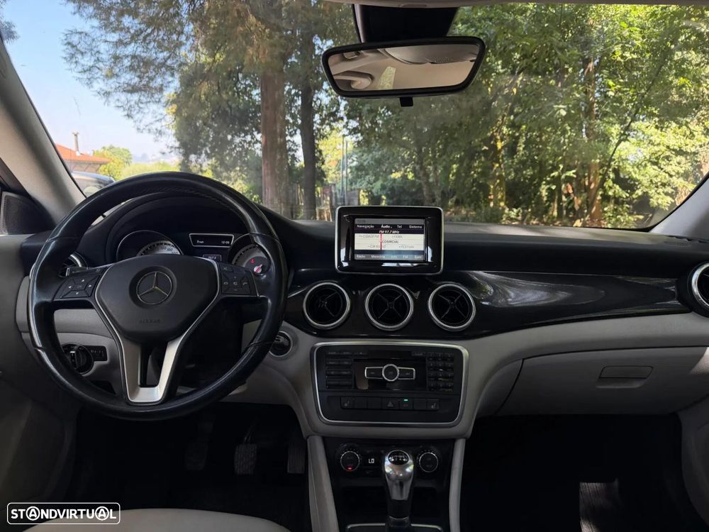 Mercedes-Benz CLA 200 CDI AMG Line — fotografia 12