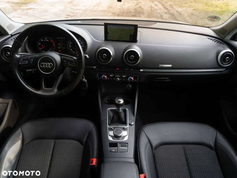 Audi A3 Sportback - 19