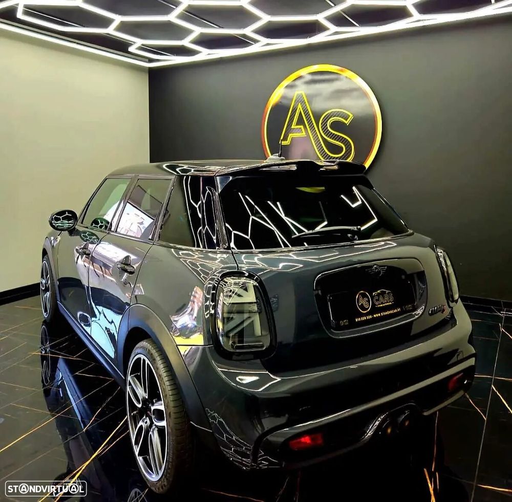 MINI 5 Portas Cooper S Aut. - 15
