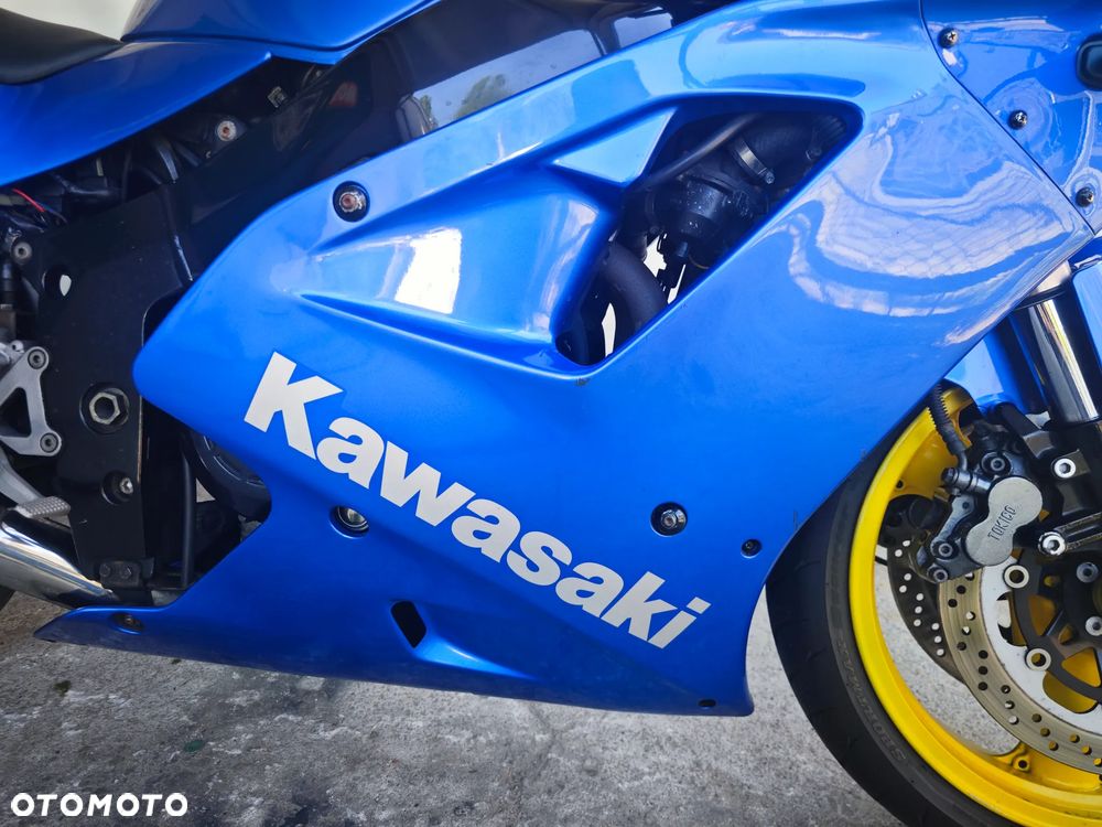 Kawasaki ZXR - 11