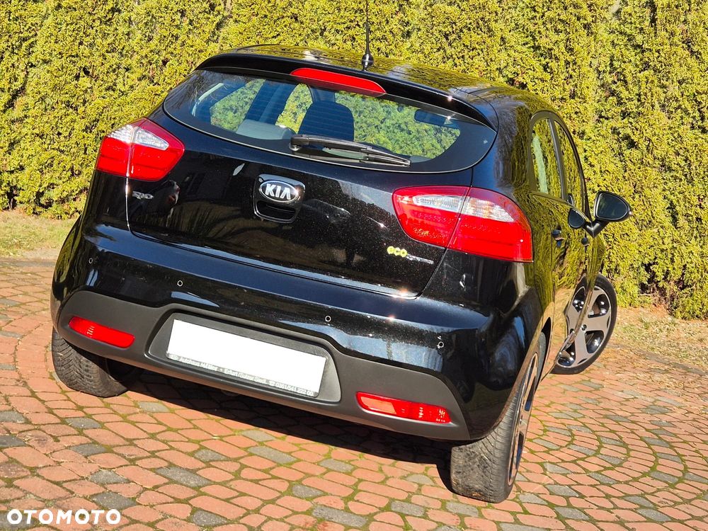Kia Rio 1.2 Dream-Team Edition - 18