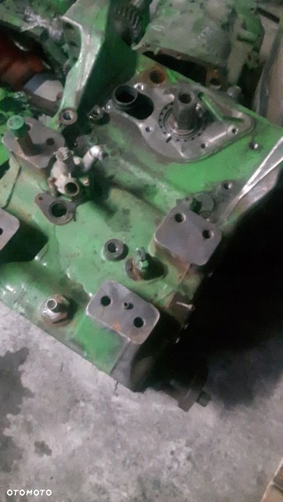 MOST TYŁ MECHANIZM RÓŻNICOWY JOHN DEERE 6215R 17R