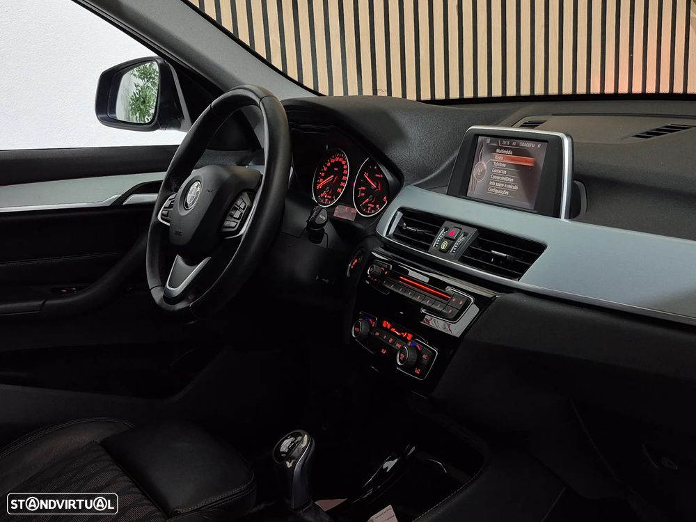 BMW X1 16 d sDrive Line xLine - 11