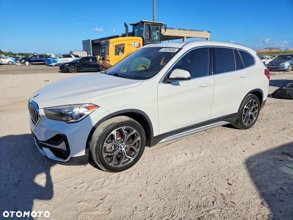 BMW X1 xDrive28i Sport Line - 2