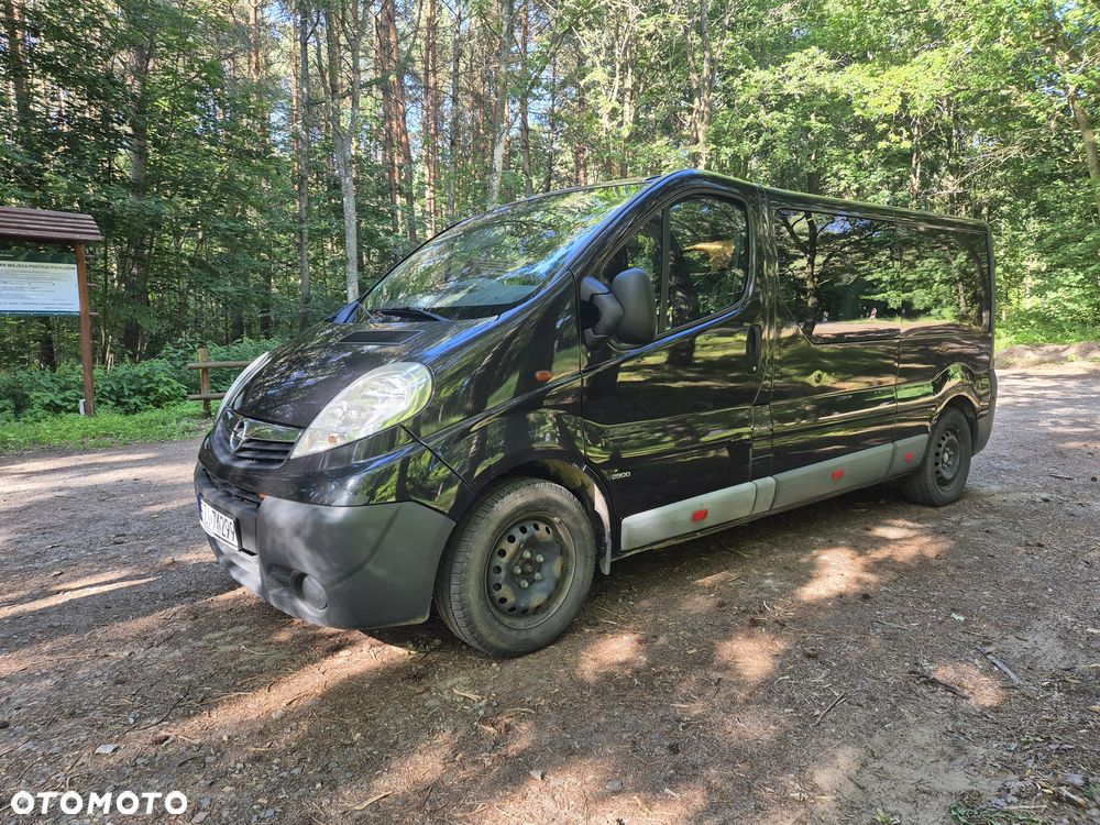 Opel Vivaro - 1