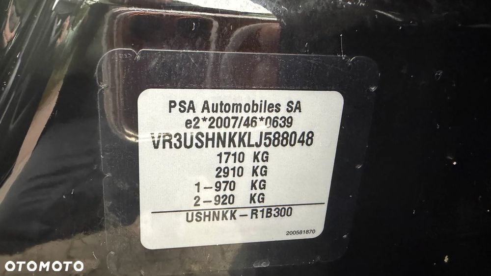 Peugeot 2008 1.2 PureTech Allure Pack S&S - 40
