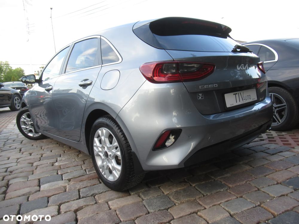 Kia Ceed 1.5 T-GDI M - 3