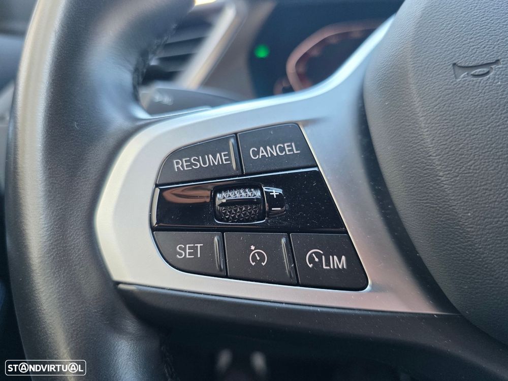 BMW 116 d Pack Desportivo M Auto - 12