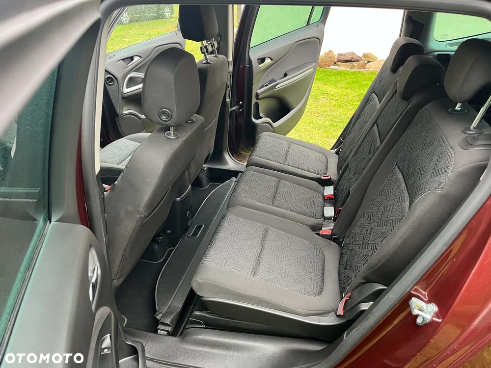 Opel Zafira Tourer 1.4 Turbo Innovation - 36