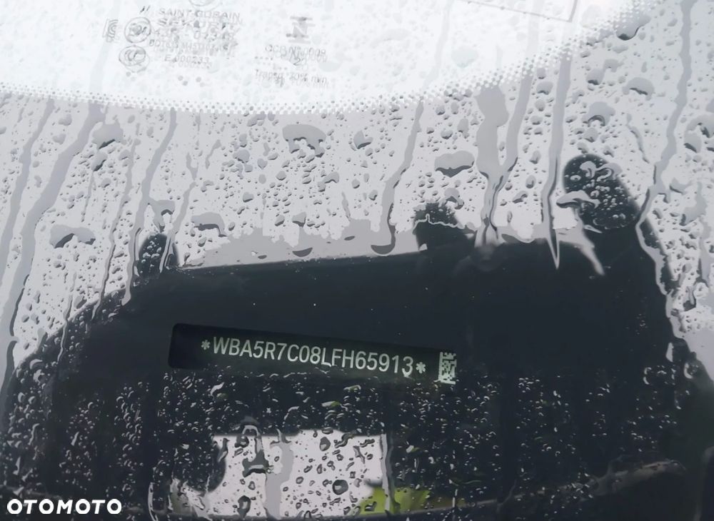 BMW Seria 3 330i xDrive M Sport Shadow - 19