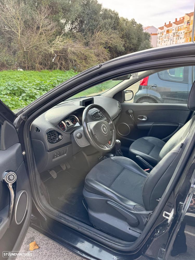 Renault Clio 1.5 dCi Confort - 9