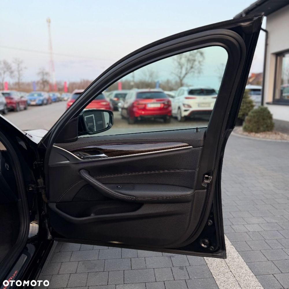 BMW Seria 5 - 26