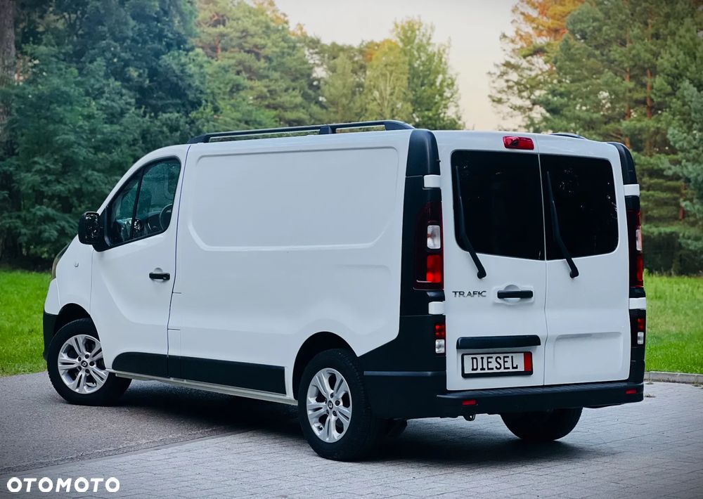 Renault Trafic - 17