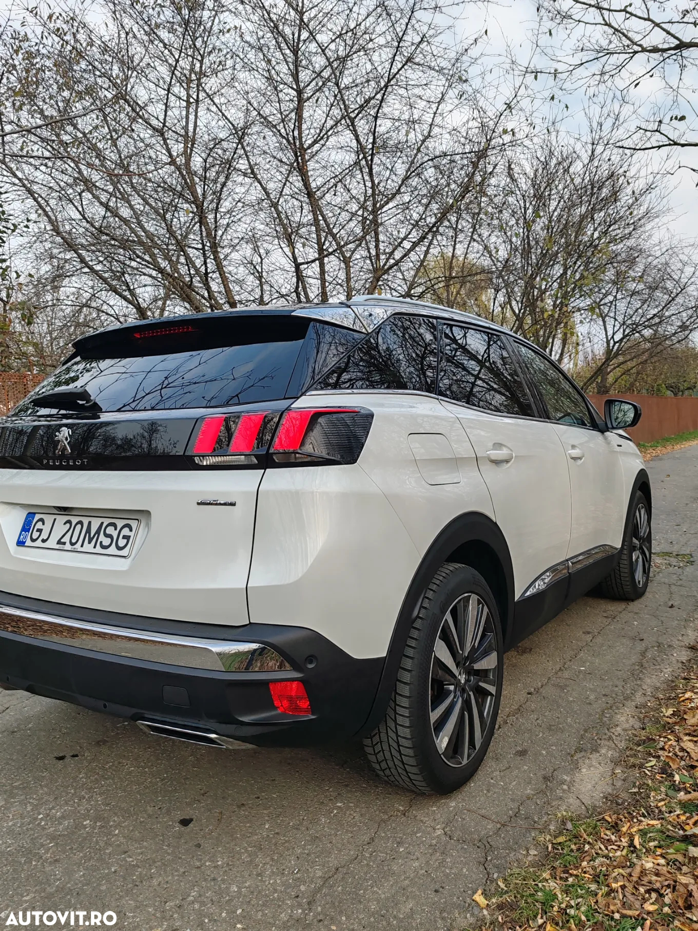 Peugeot 3008 1.2 PureTech Turbo S&S GT-Line - 6