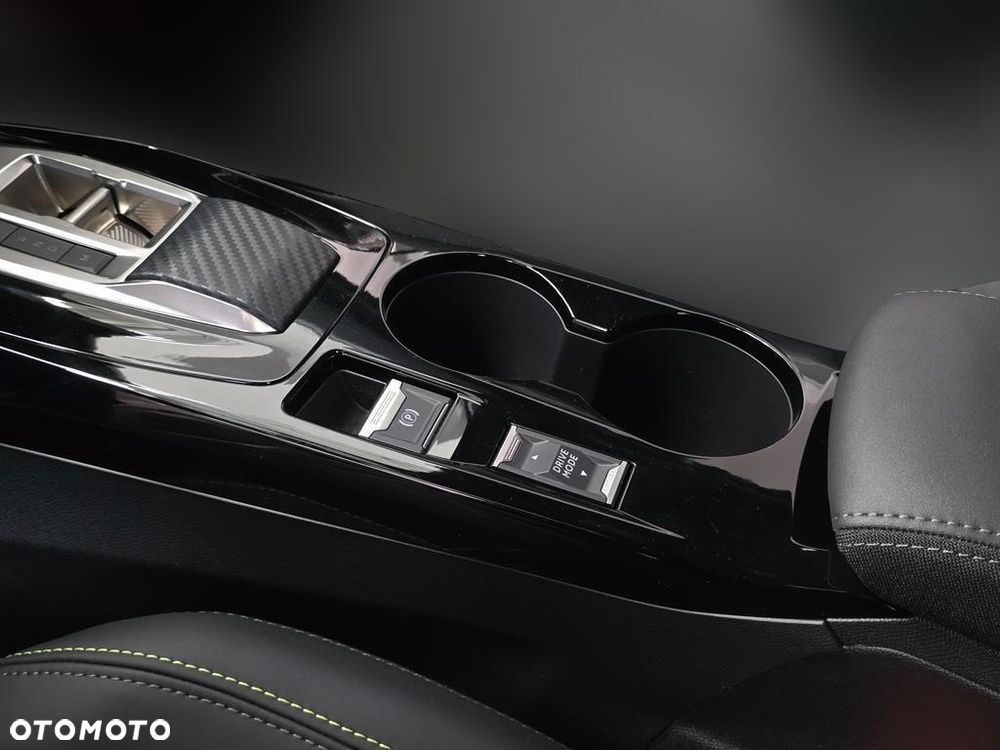 Peugeot 2008 PureTech mHEV GT Exclusive e-DCS6 - 8