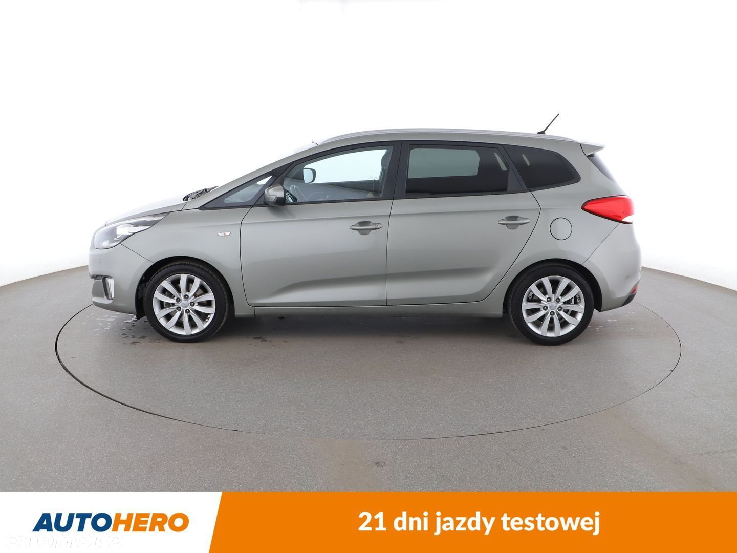 Kia Carens - 2