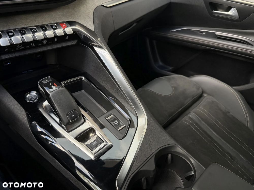 Peugeot 5008 - 16