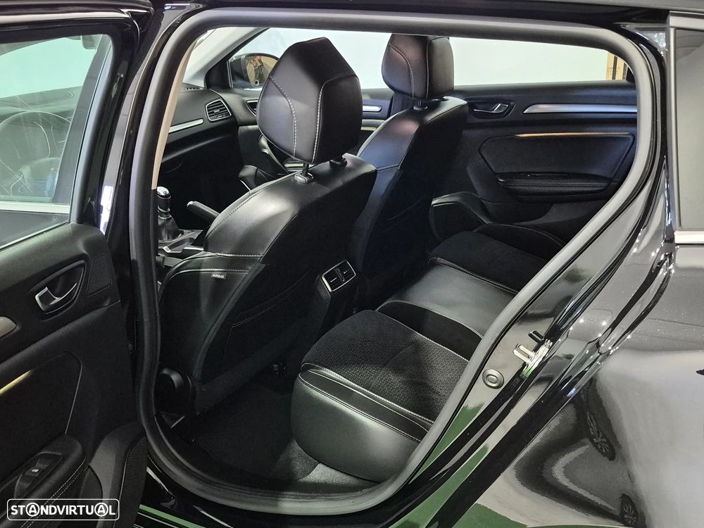 Renault Mégane Sport Tourer 1.5 dCi Intens - 15