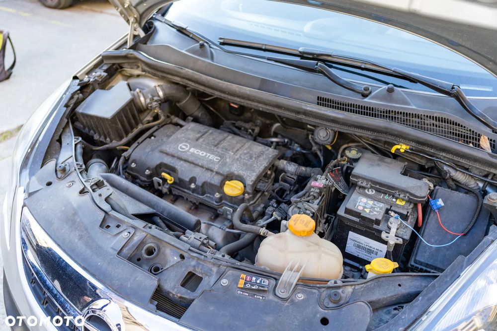 Opel Corsa 1.4 T Color Edition S&S - 13