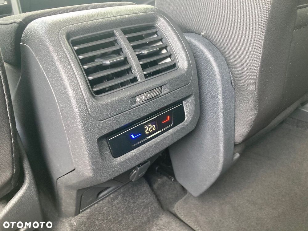 Volkswagen Touran 1.5 TSI EVO Comfortline DSG - 19