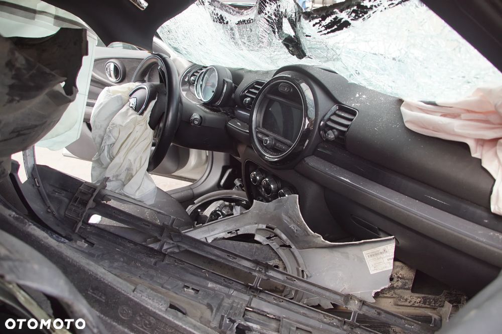 Auto na części - Mini Clubman II Lift 1.5 136 KM B38A15M1 7DCT300 A62 2019R Silnik Skrzynia Drzwi Klapa Szyba Lampa Deska Kokpit Sterownik Moduł Czujnik Licznik Wyświetlacz Kierownica - 14