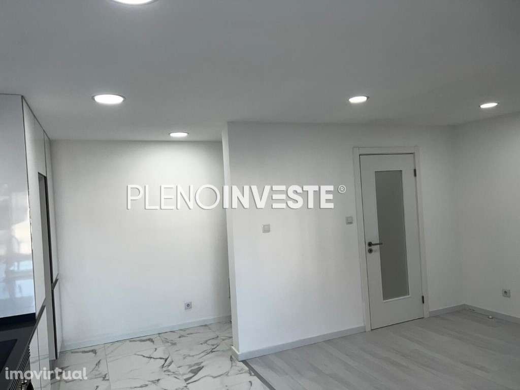 T2 Totalmente Remodelado com Varanda nas Paivas - Grande imagem: 5/26