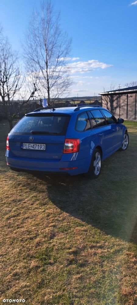 Skoda Octavia 2.0 TDI DSG 4x4 Ambition - 3