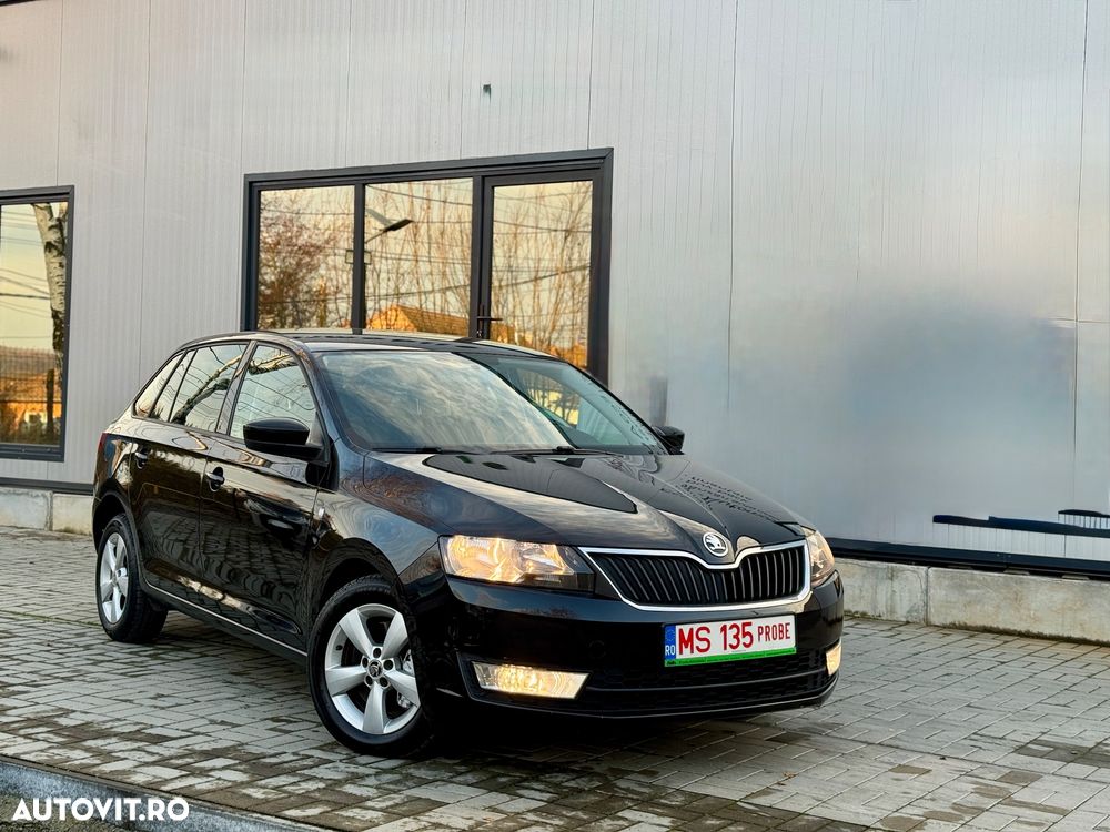 Skoda RAPID Spaceback 1.4 TSI DSG Style+ - 9